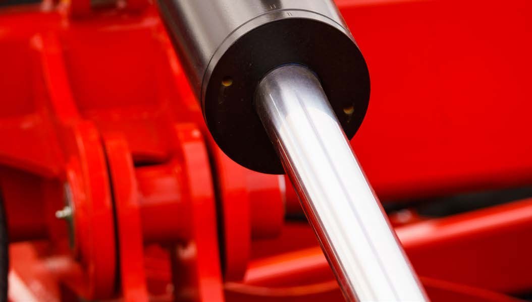 Hydraulic rod and hard chrome industrial component detail